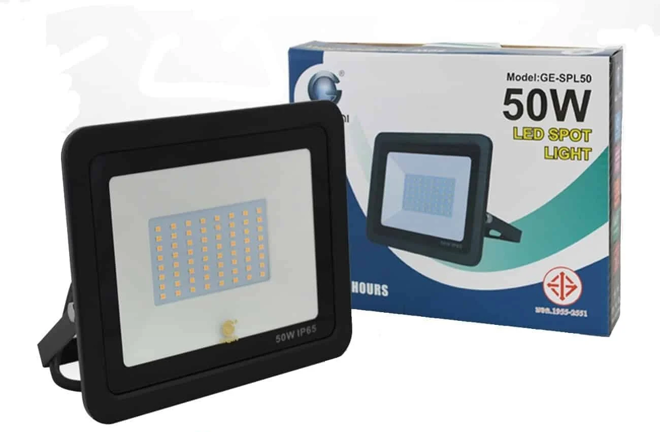 สปอร์ตไลท์ led 50w smd รุ่นบาง วอร์มไวท์ iwachi