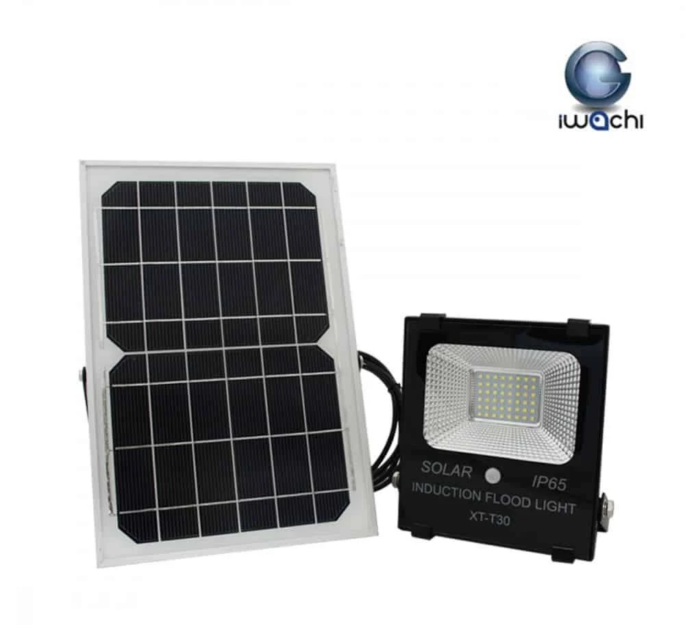 สปอร์ตไลท์ LED โซล่าเซลล์ 30w ยี่ห้อ Iwachi