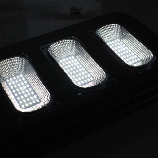โคมไฟถนนโซล่าเซลล์ IWC-STR-SOLAR-REMOTE 90W ( มีระบบ Sensor ) พร้อมรีโมท - Image 4